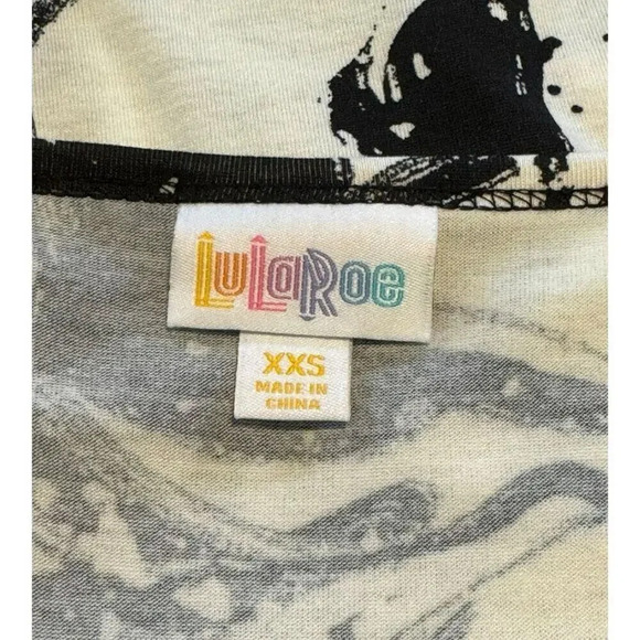 NEW LuLaRoe Women’s XXS Black & White Abstract Print Irma High Low Tunic Top NWT - Picture 4 of 8